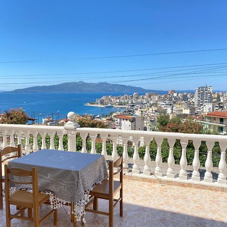 Vila Yasmin 38 Sarandë エクステリア 写真