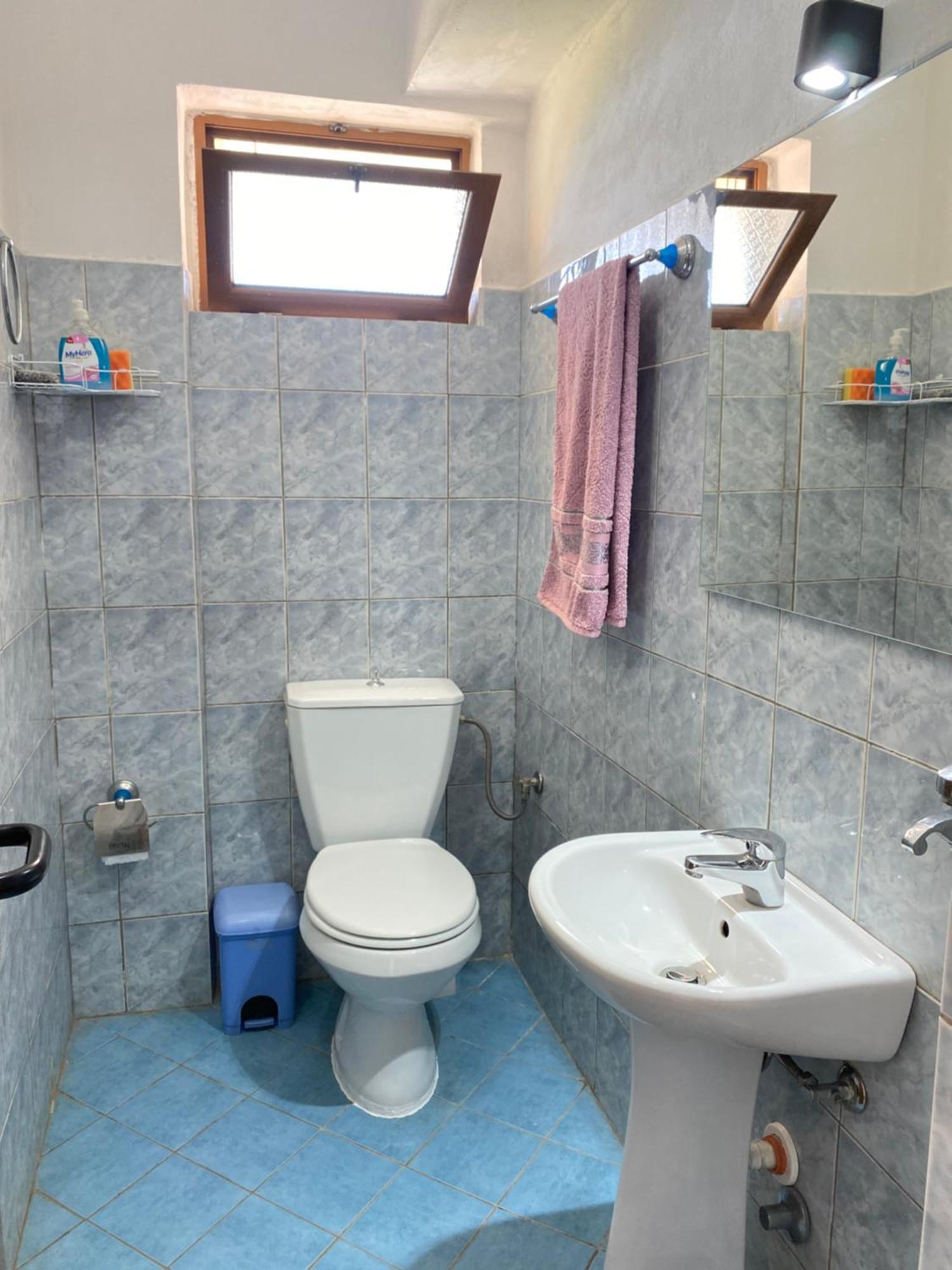 Vila Yasmin 38 Sarandë エクステリア 写真