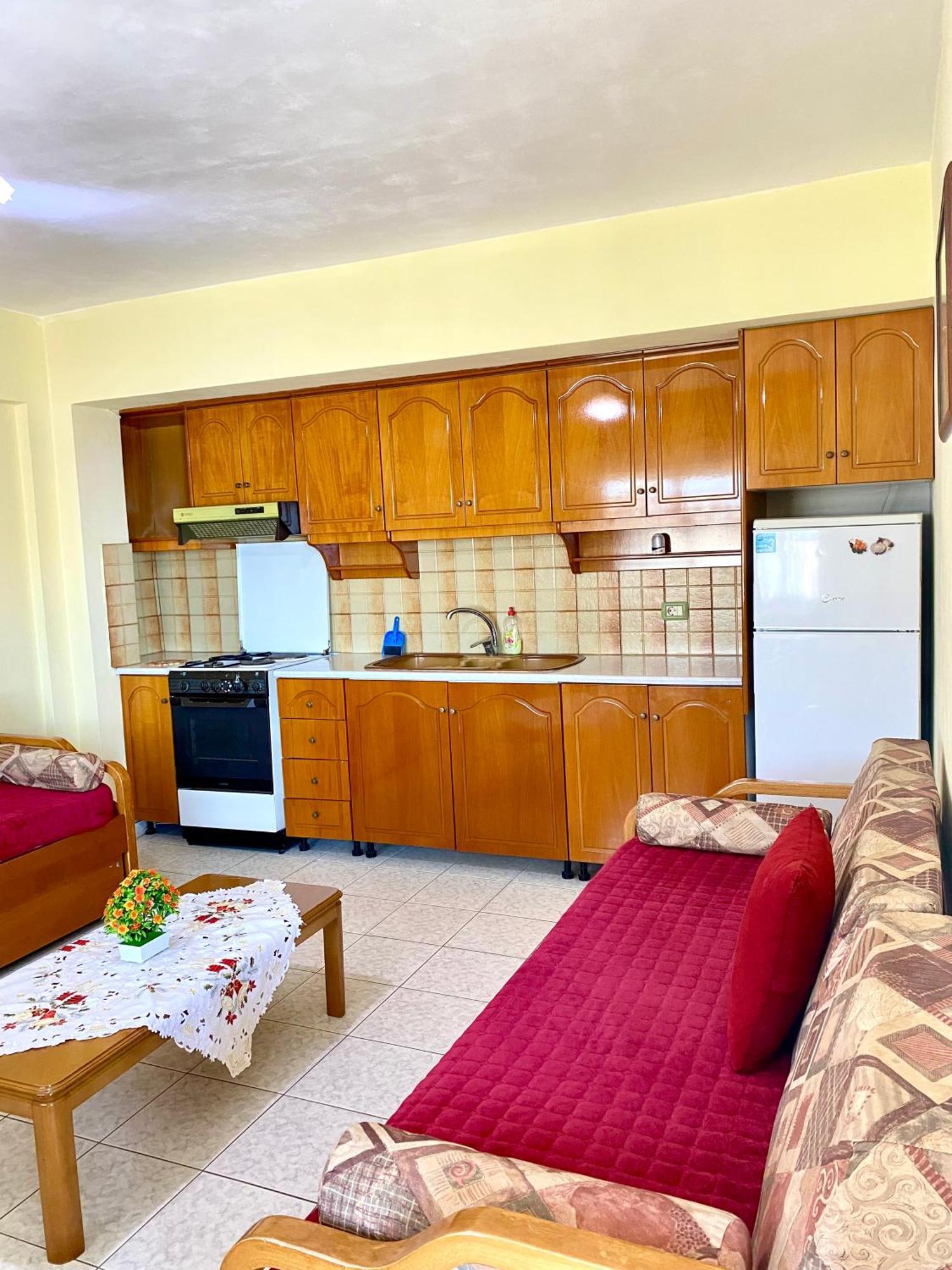 Vila Yasmin 38 Sarandë エクステリア 写真